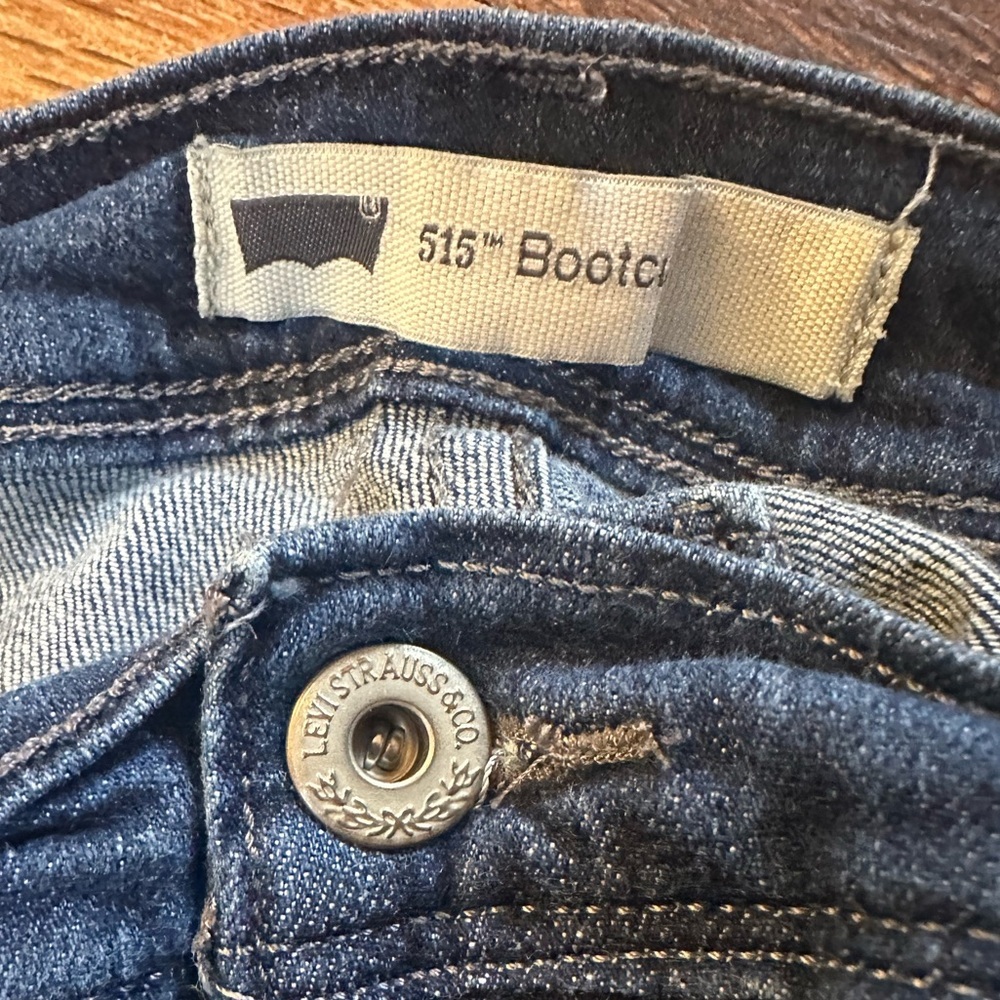 Levi's Women's Blue Jeans size W34 - Picture 10 of 11